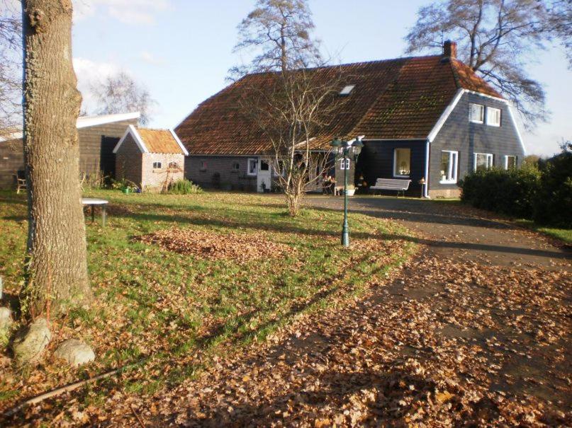 Pipowagen Elsebein Groningen Westerwolde Unieke Ligging Met Eigen Tuin En Vrij Uitzicht Over Veld Naar Natuurgebied Onstwedde Exterior photo