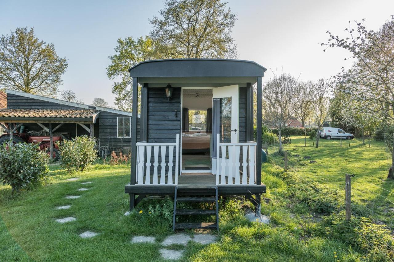 Pipowagen Elsebein Groningen Westerwolde Unieke Ligging Met Eigen Tuin En Vrij Uitzicht Over Veld Naar Natuurgebied Onstwedde Exterior photo