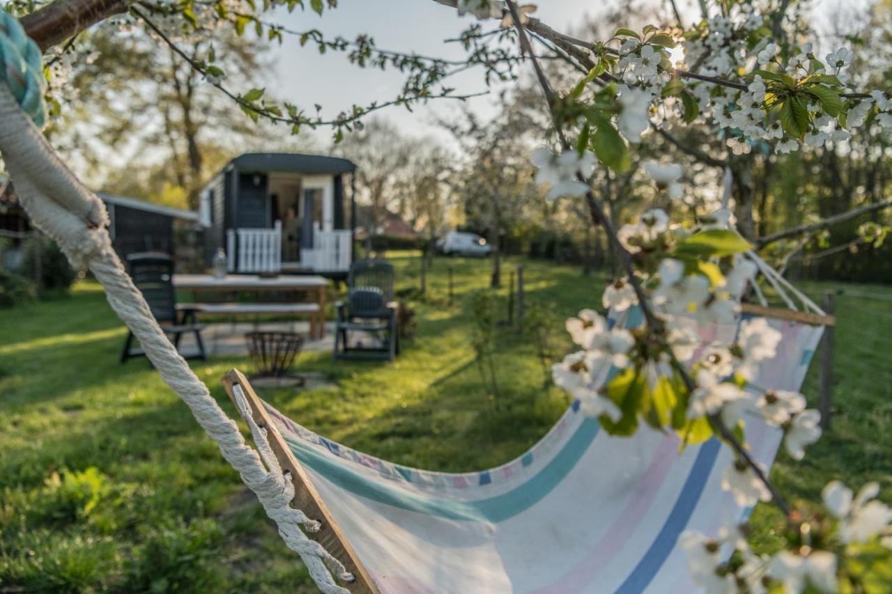 Pipowagen Elsebein Groningen Westerwolde Unieke Ligging Met Eigen Tuin En Vrij Uitzicht Over Veld Naar Natuurgebied Onstwedde Exterior photo